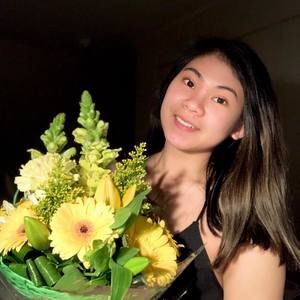 Meet your Posher, Nicole mae